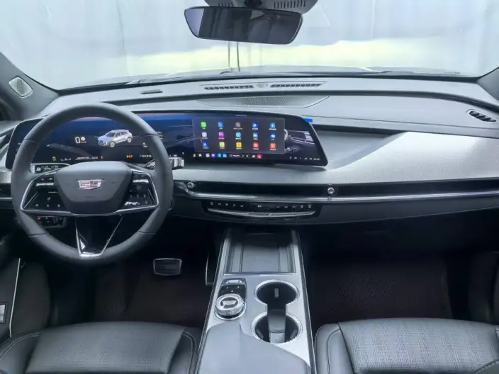 Cadillac XT5 2025 Model 28T 4WD Noble Model – фото 7