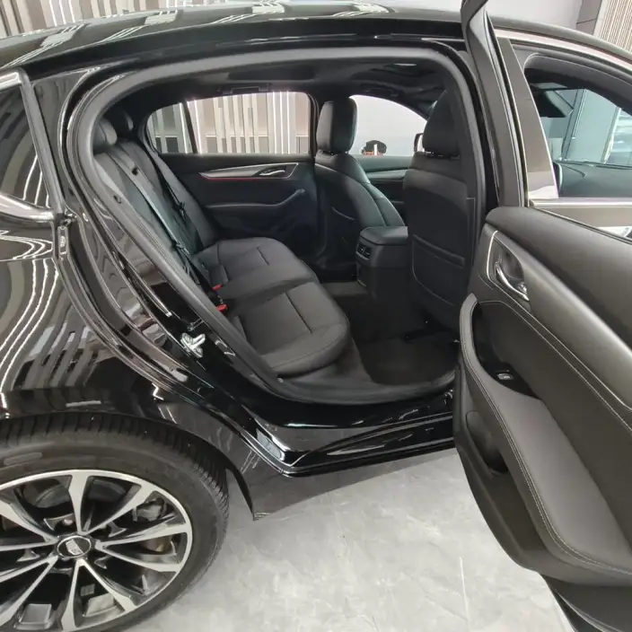 Cadillac CT5 2025 Model 28T Lincoln Town Sports Edition – фото 12