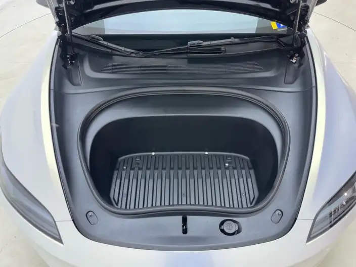 Model 3 2025 Model Rear-wheel drive version – фото 28
