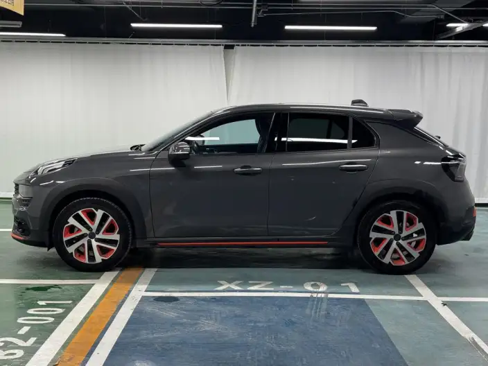 Lynk & Co 02 2021 Model 1.5T DCT 2WD Shine Champion Edition – фото 4