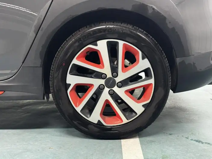 Lynk & Co 02 2021 Model 1.5T DCT 2WD Shine Champion Edition – фото 9