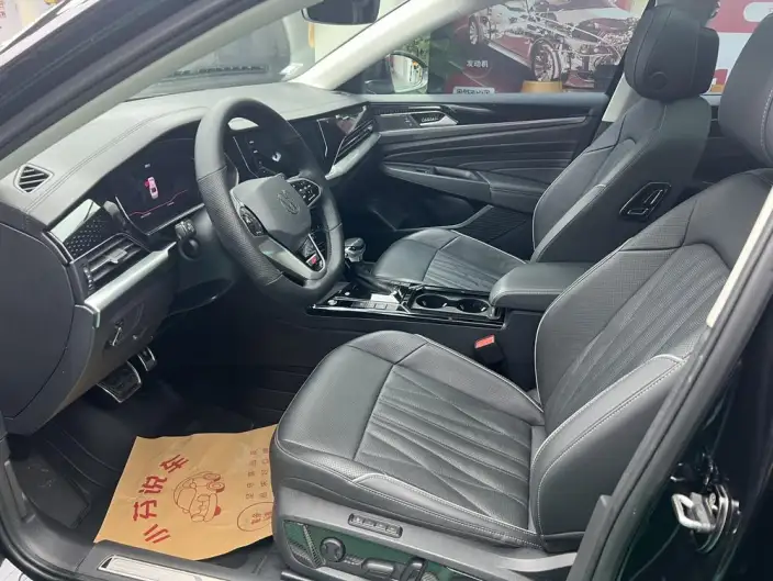 Volkswagen Passat 2022 Model 330TSI Deluxe Edition – фото 11