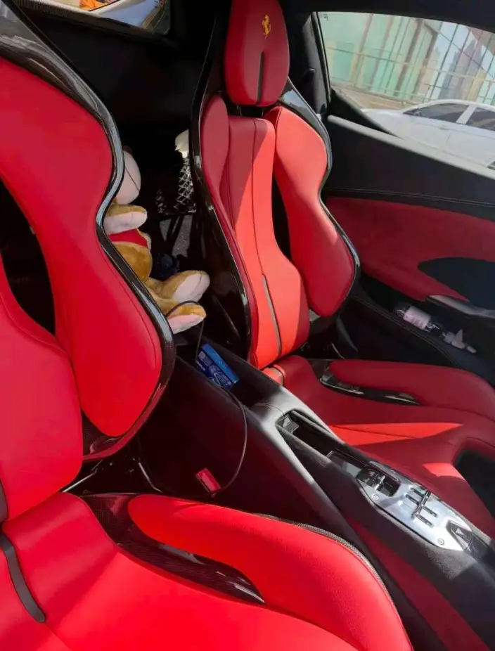 Ferrari 296 2021 Model 3.0T V6 GTB – фото 9