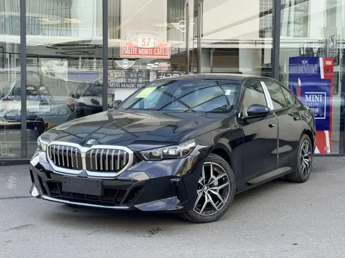 BMW 5 Series Imported 2026 Model 530i Leading Model M Sports Set – фото 1