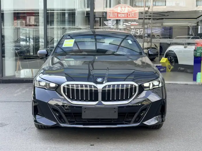 BMW 5 Series Imported 2026 Model 530i Leading Model M Sports Set – фото 2