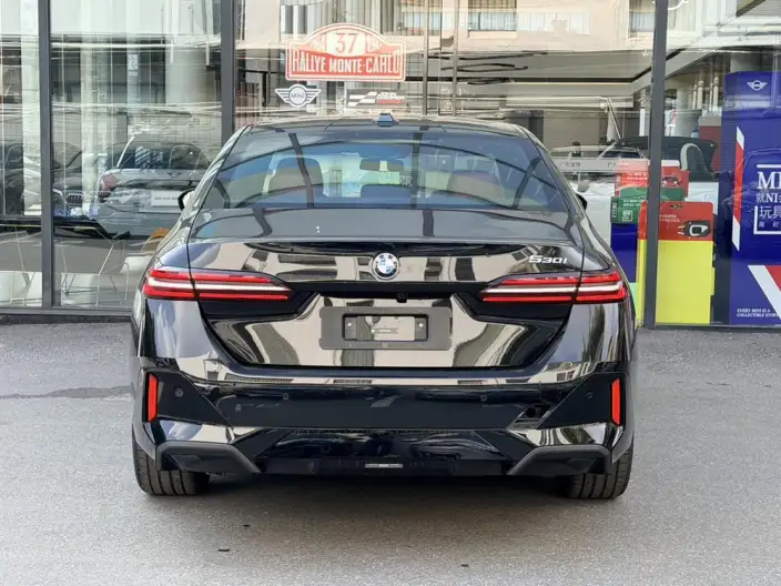 BMW 5 Series Imported 2026 Model 530i Leading Model M Sports Set – фото 4