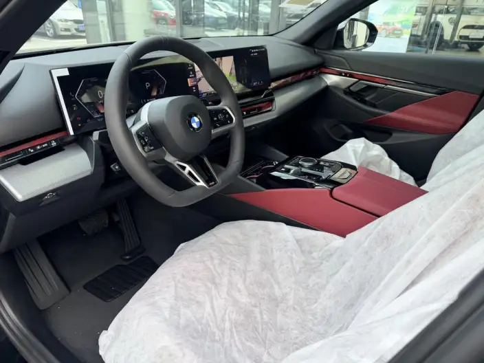 BMW 5 Series Imported 2026 Model 530i Leading Model M Sports Set – фото 15