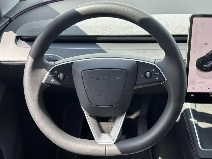 Model Y 2025 Model Rear-wheel drive version – фото 14