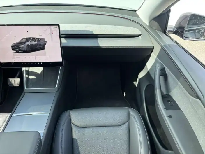 Model Y 2025 Model Rear-wheel drive version – фото 18