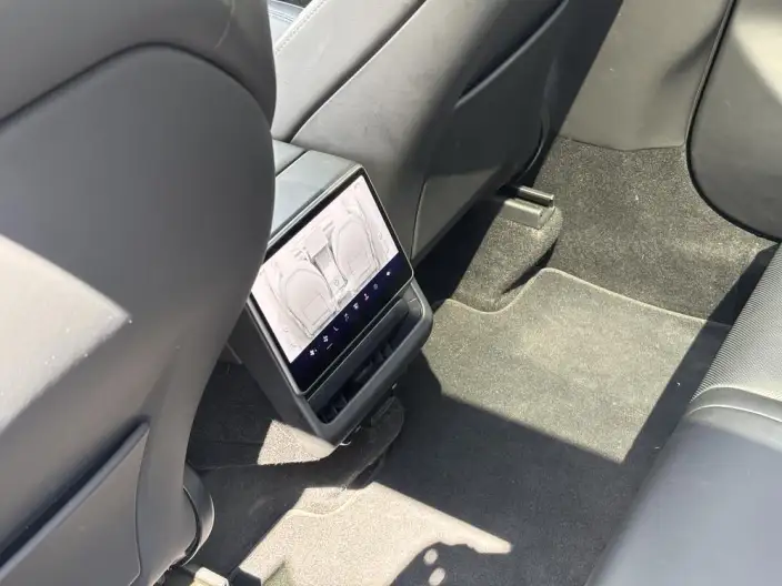 Model Y 2025 Model Rear-wheel drive version – фото 20