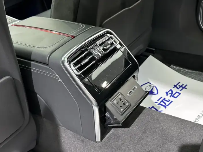 HONGQI H9 2022 Model 2.0T Flag Enjoy Edition – фото 20