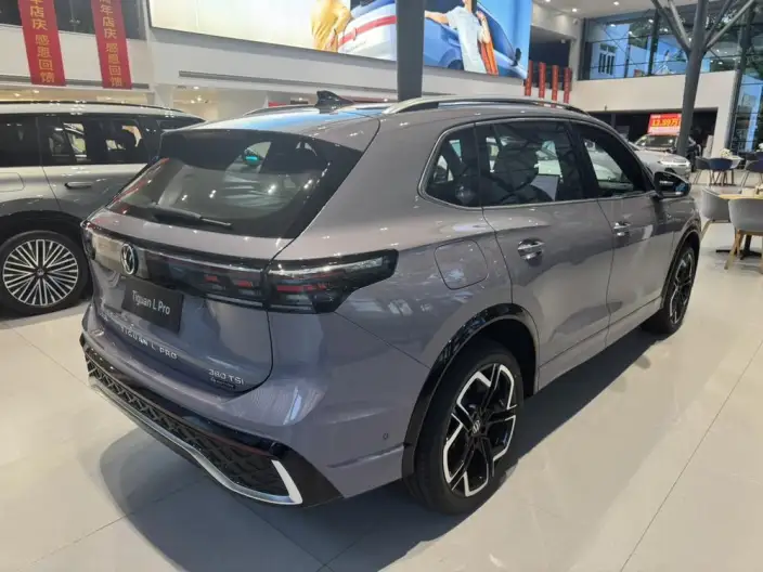 Volkswagen Tiguan L 2026 Model Pro 380TSI 4WD R-Line Zhizun Edition – фото 2