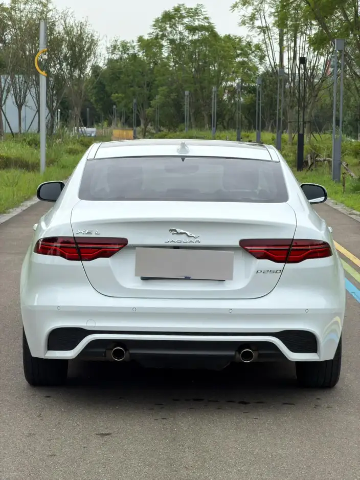 Jaguar XE L 2021 Model 2.0T 250PS R-DYNAMIC S Enterprising Sports Edition – фото 5