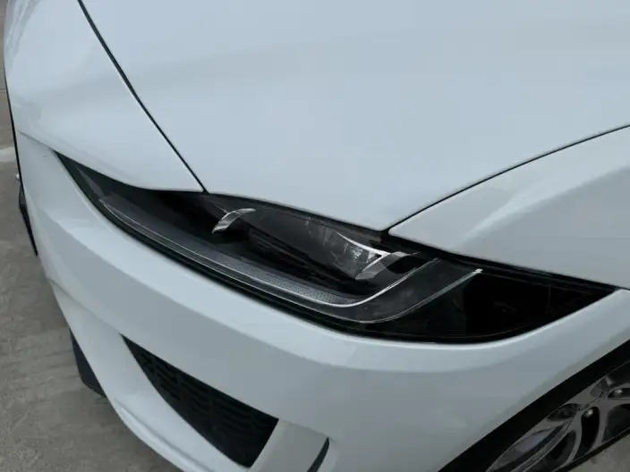 Jaguar XE L 2022 Model 2.0T 250PS R-DYNAMIC S Enterprising Sports Edition – фото 7