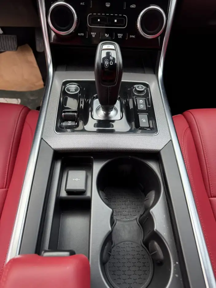 Jaguar XE L 2022 Model 2.0T 250PS R-DYNAMIC S Enterprising Sports Edition – фото 13