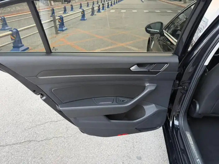 Volkswagen Magotan 2020 Model 330TSI DSG Leading Model – фото 7