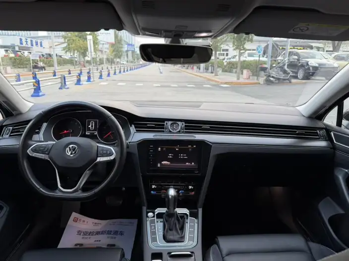 Volkswagen Magotan 2020 Model 330TSI DSG Leading Model – фото 12