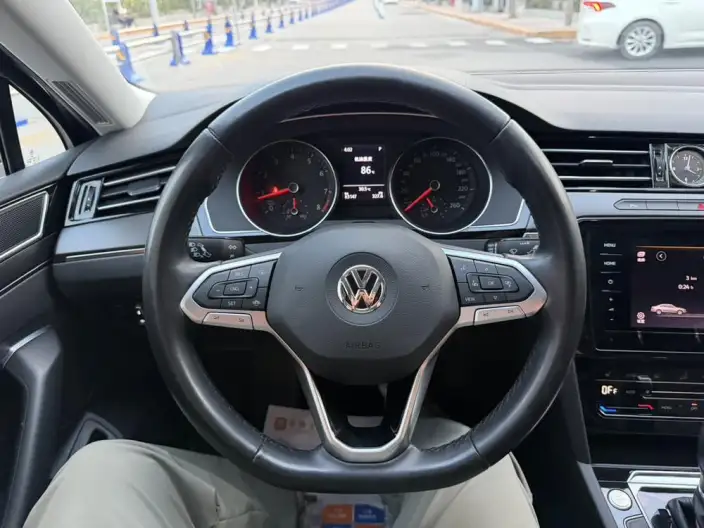 Volkswagen Magotan 2020 Model 330TSI DSG Leading Model – фото 15