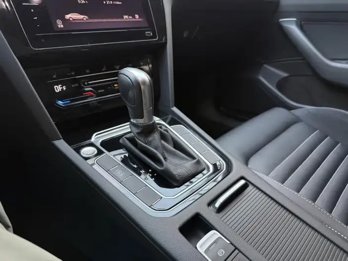 Volkswagen Magotan 2020 Model 330TSI DSG Leading Model – фото 16