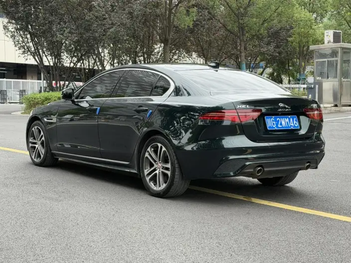 Jaguar XE L 2023 Model 2.0T 250PS R-DYNAMIC S Enterprising Sports Edition – фото 4