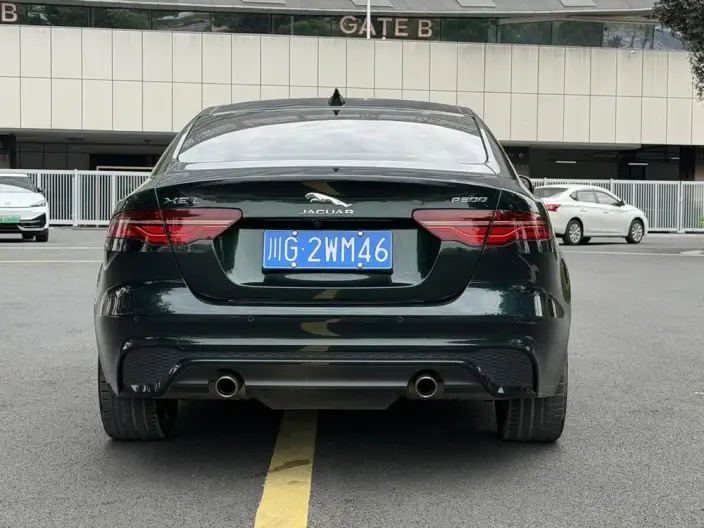 Jaguar XE L 2023 Model 2.0T 250PS R-DYNAMIC S Enterprising Sports Edition – фото 5
