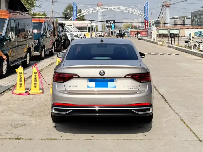 Volkswagen Sagitar 2023 Model 300TSI DSG Beyond Edition – фото 3