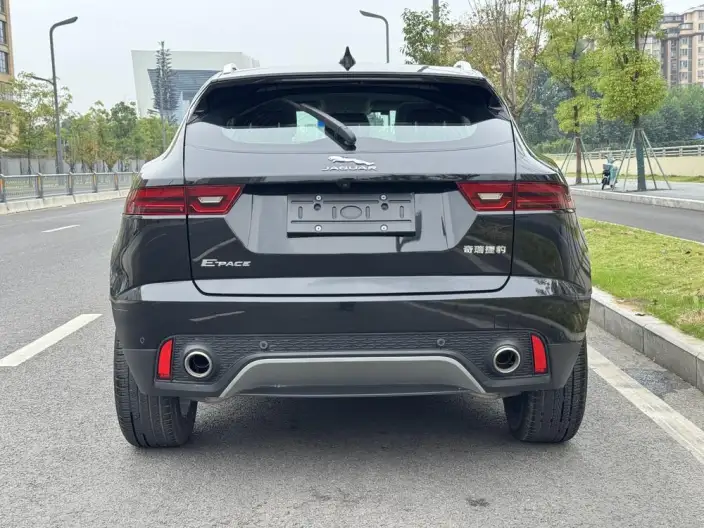 Jaguar E-PACE 2024 Model Youth Sports Edition R-DYNAMIC – фото 6