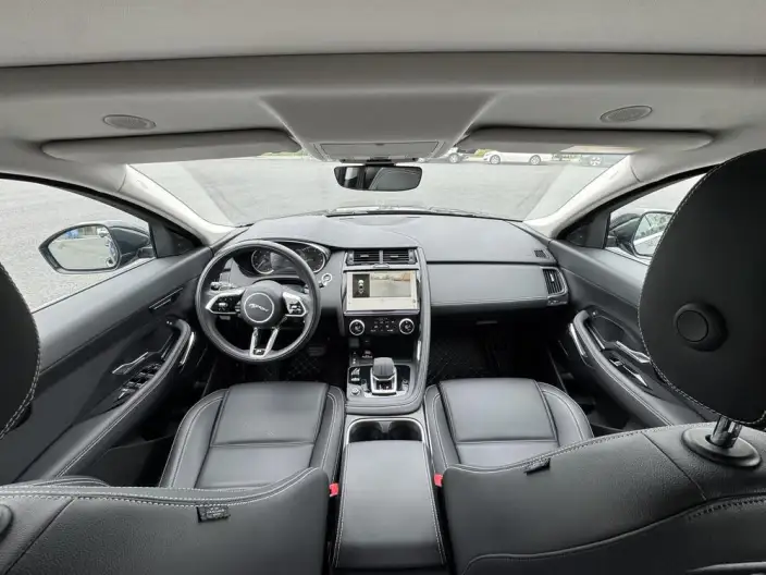 Jaguar E-PACE 2024 Model Youth Sports Edition R-DYNAMIC – фото 8