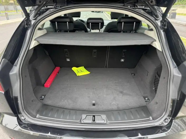Jaguar E-PACE 2024 Model Youth Sports Edition R-DYNAMIC – фото 16