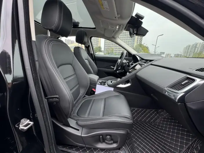 Jaguar E-PACE 2024 Model Youth Sports Edition R-DYNAMIC – фото 17