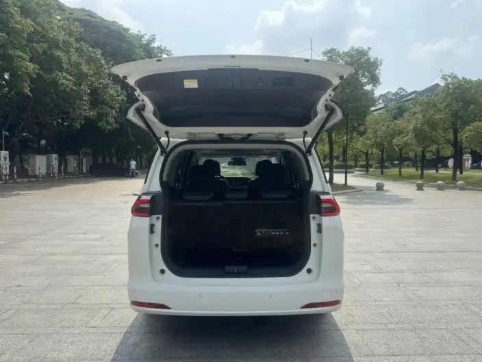 GAC Trumpchi M6 2021 Model 270T Automatic Deluxe Edition 7 seat – фото 25