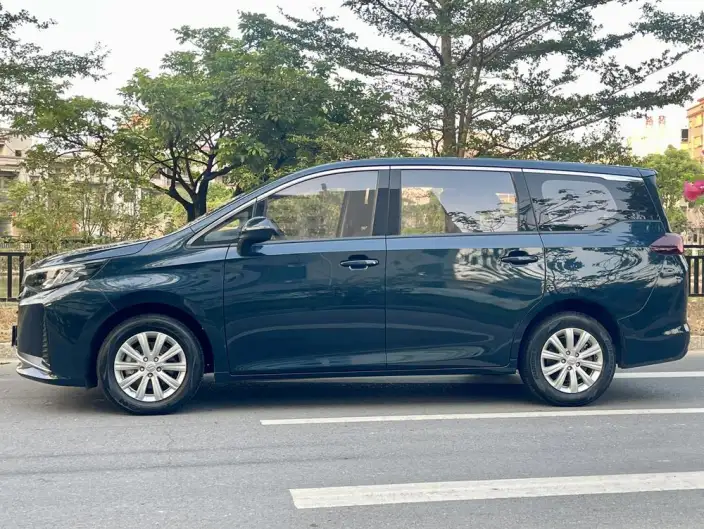 GAC Trumpchi M6 2021 Model 270T Automatic Elite Edition 7 seat – фото 4