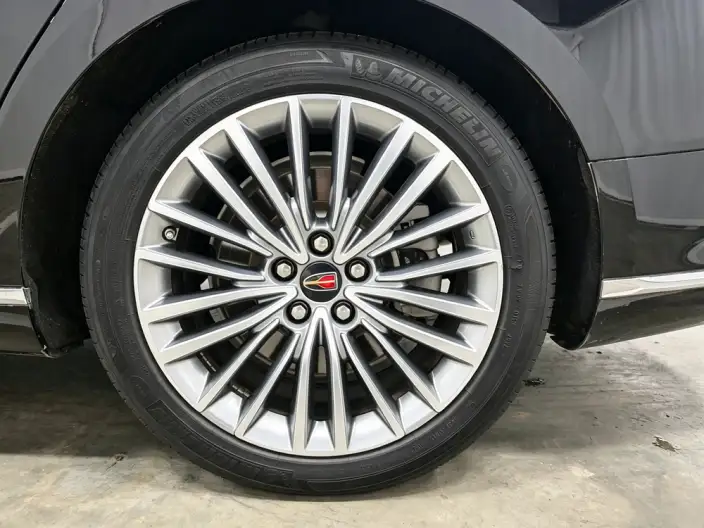 HONGQI H9 2022 Model 2.0T Flag Enjoy Edition – фото 9