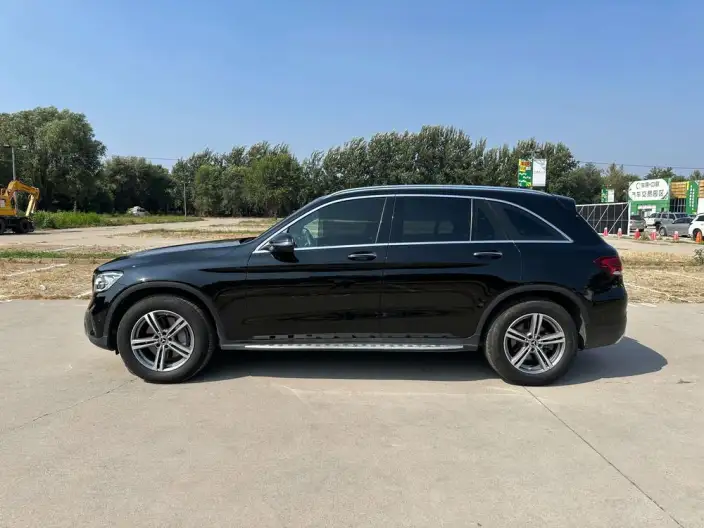 Mercedes-Benz GLC 2021 Model GLC 260 L 4MATIC Dynamic Model – фото 4