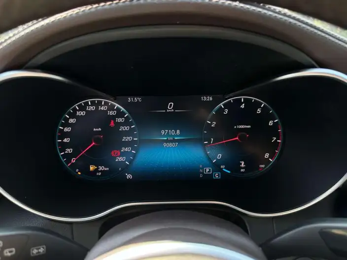Mercedes-Benz GLC 2021 Model GLC 260 L 4MATIC Dynamic Model – фото 17