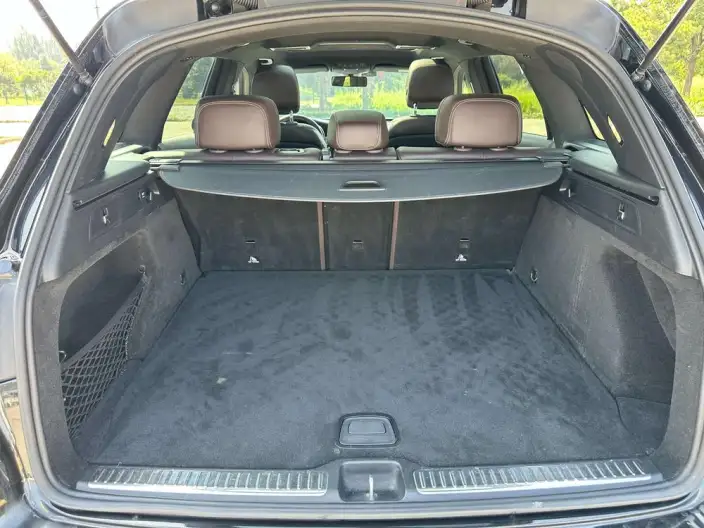 Mercedes-Benz GLC 2021 Model GLC 260 L 4MATIC Dynamic Model – фото 27