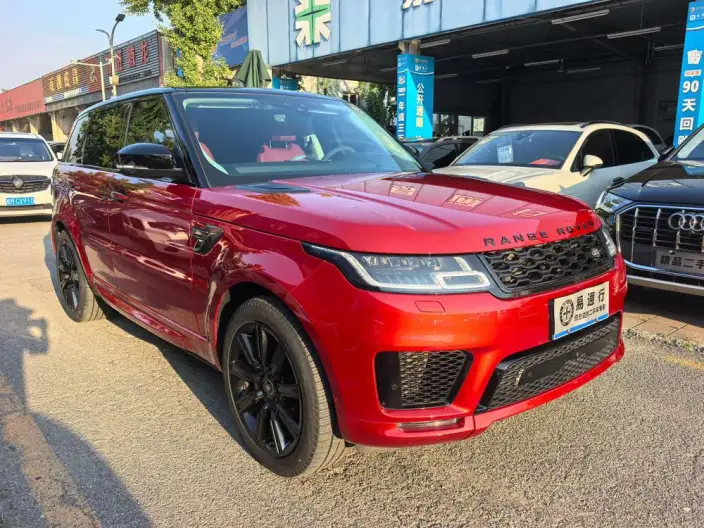 Range Rover Sport 2022 Model 3.0 L6 HST – фото 3
