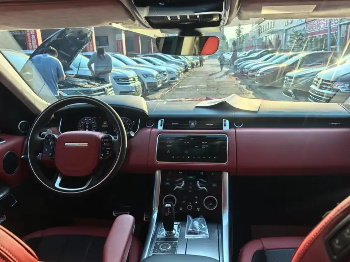 Range Rover Sport 2022 Model 3.0 L6 HST – фото 11