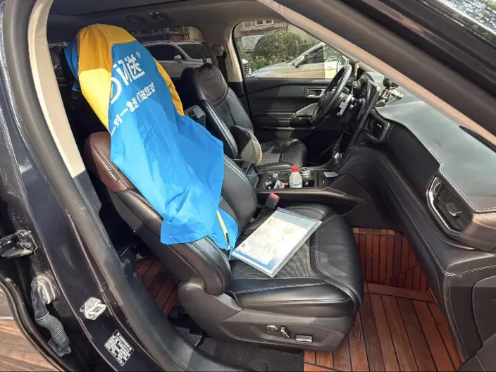 Ford Explorer 2020 Model EcoBoost 285 4WD Platinum edition 6 seat – фото 11