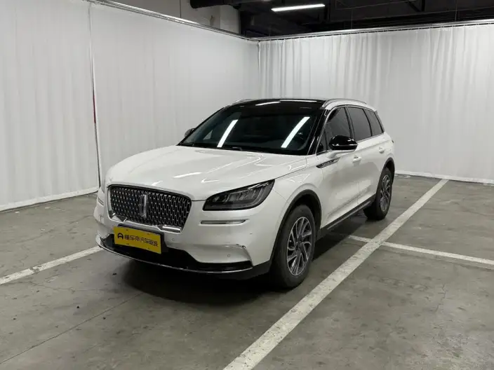 Lincoln Corsair 2022 Model 2.0T 2WD Exclusive Edition – фото 1