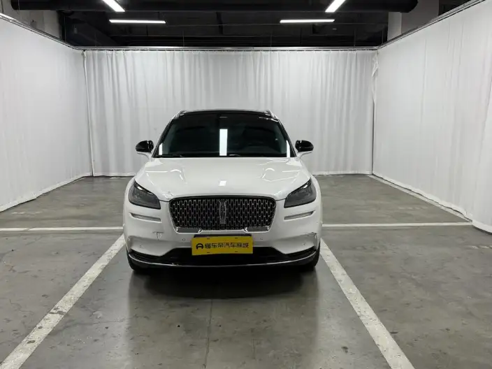 Lincoln Corsair 2022 Model 2.0T 2WD Exclusive Edition – фото 2