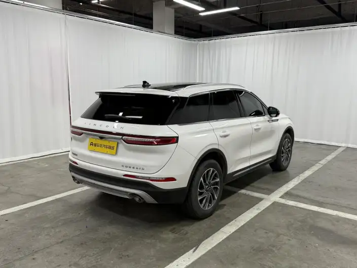 Lincoln Corsair 2022 Model 2.0T 2WD Exclusive Edition – фото 7