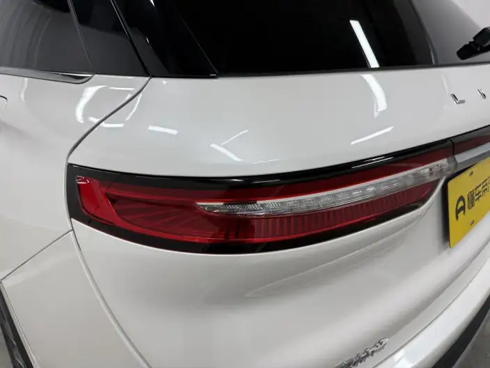 Lincoln Corsair 2022 Model 2.0T 2WD Exclusive Edition – фото 13