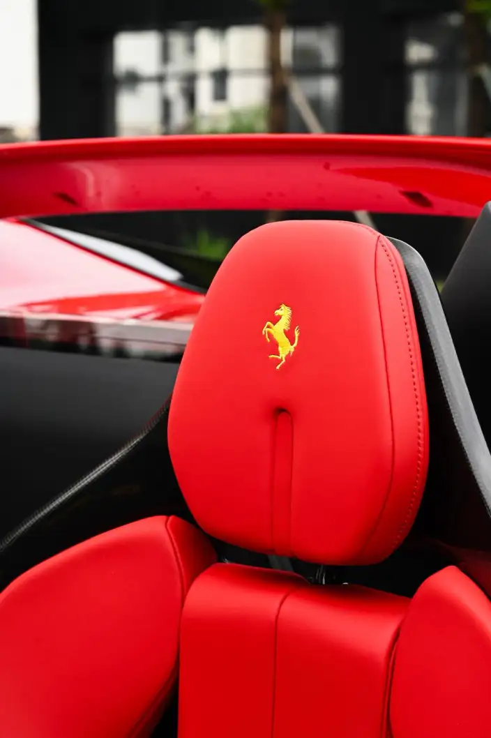 Ferrari 296 2022 Model 3.0T V6 GTS – фото 7
