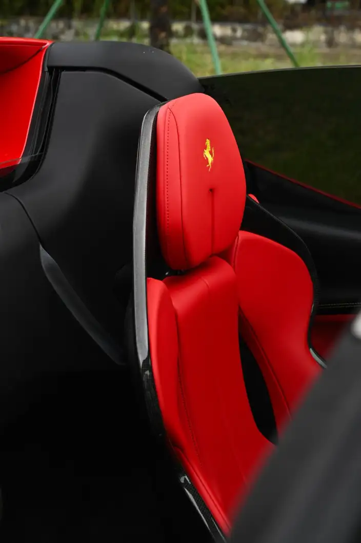 Ferrari 296 2022 Model 3.0T V6 GTS – фото 34