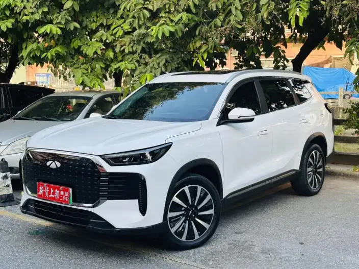 Chery Fengyun T8 2025 Model 1.5L 65km Deluxe Edition 7 seat – фото 1
