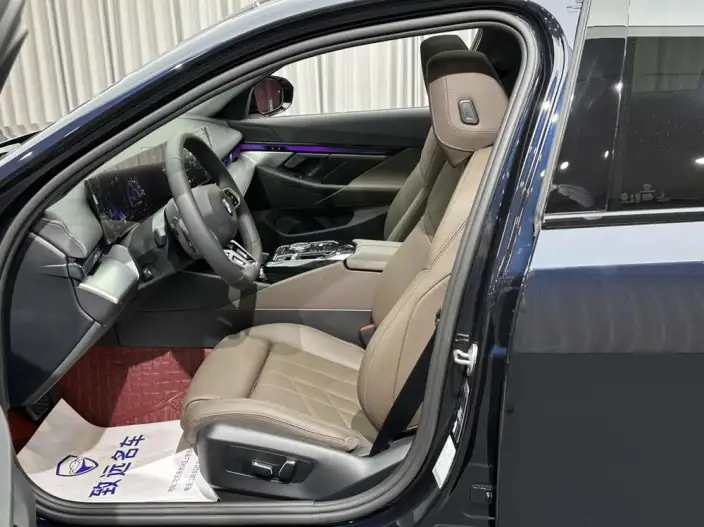 BMW 5 Series Imported 2024 Model 525i M Sports Set – фото 25