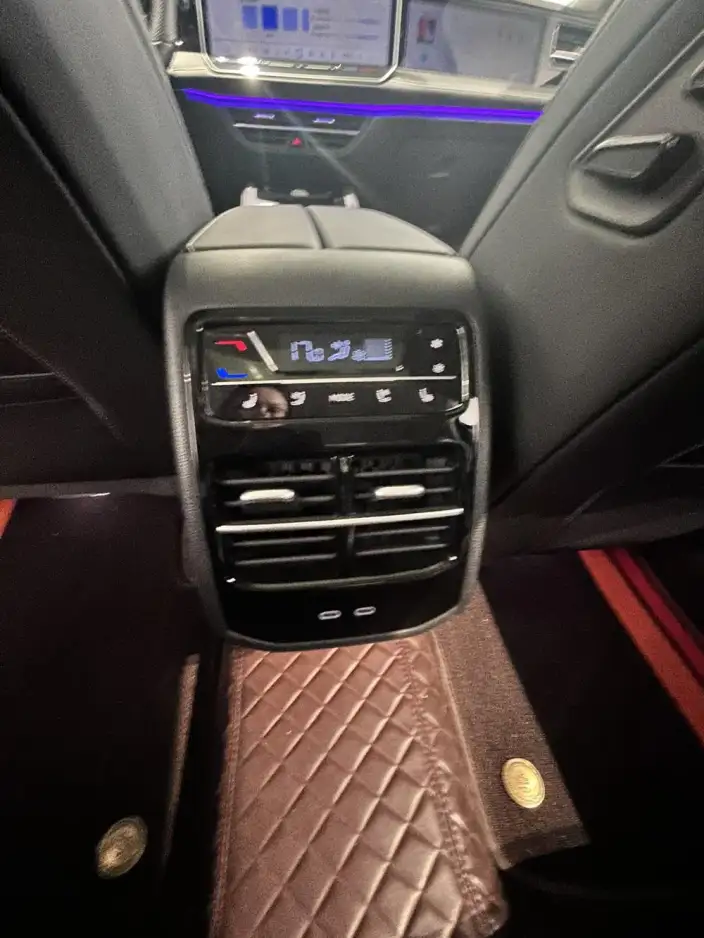 Volkswagen Magotan 2024 Model 380TSI Supreme Edition – фото 11