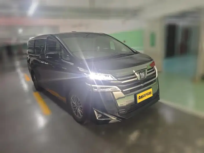 Vellfire 2021 Model Toyota Crown Hybrid 2.5L HV Premium Edition – фото 3