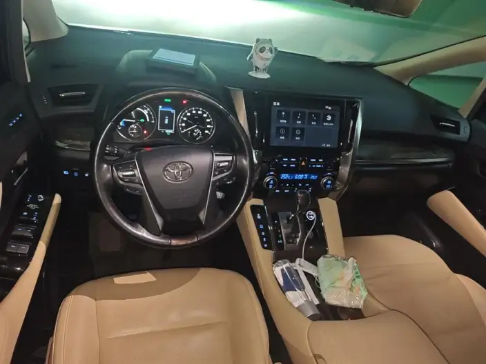Vellfire 2021 Model Toyota Crown Hybrid 2.5L HV Premium Edition – фото 5